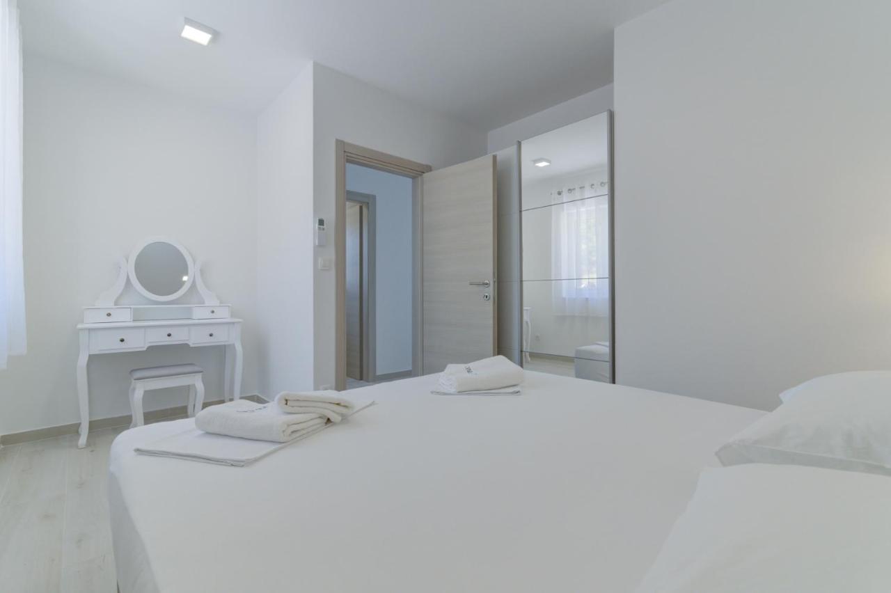 Apartmani Olimp Свети Юрай Екстериор снимка